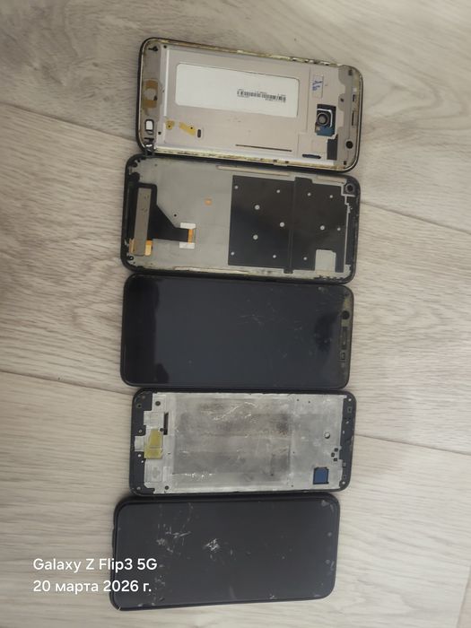 Продам телефоны на запчасти