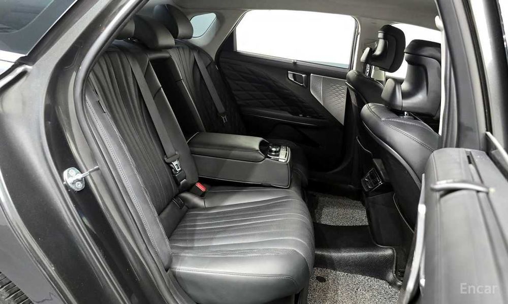 Kia K8 Signature Hybrid 2022 | 1.6 Turbo | 43 000 км | $19 366