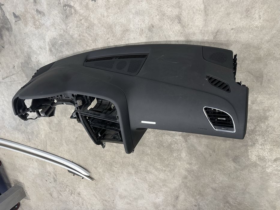 Арматурно табло Audi A5 8T ауди а5 8т бег airbag