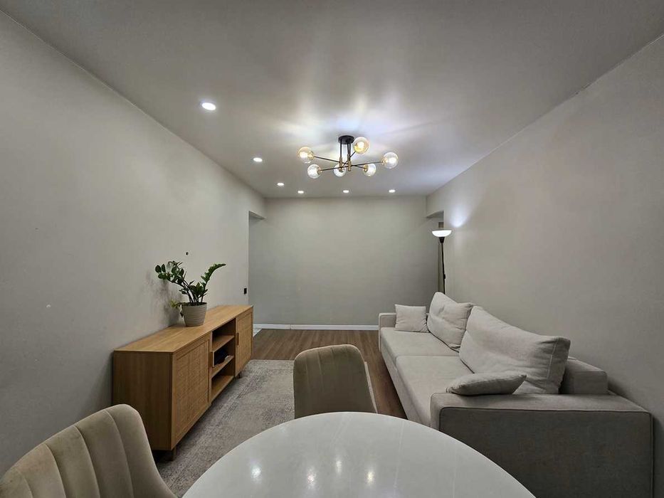 Продам 3ком. квартиру Ауэзова 64\4