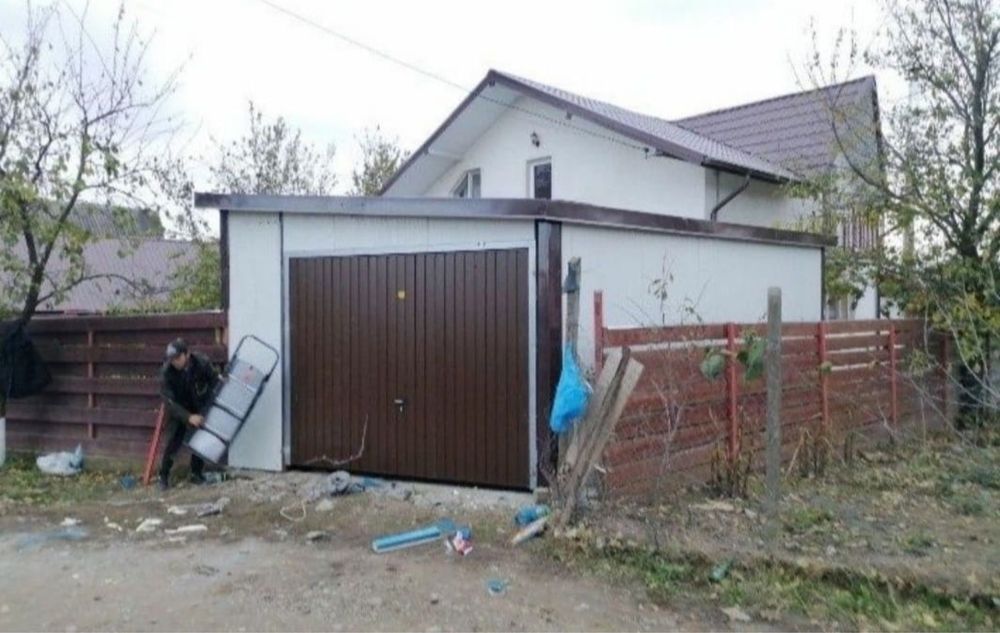 Vând garaj modular 8x6