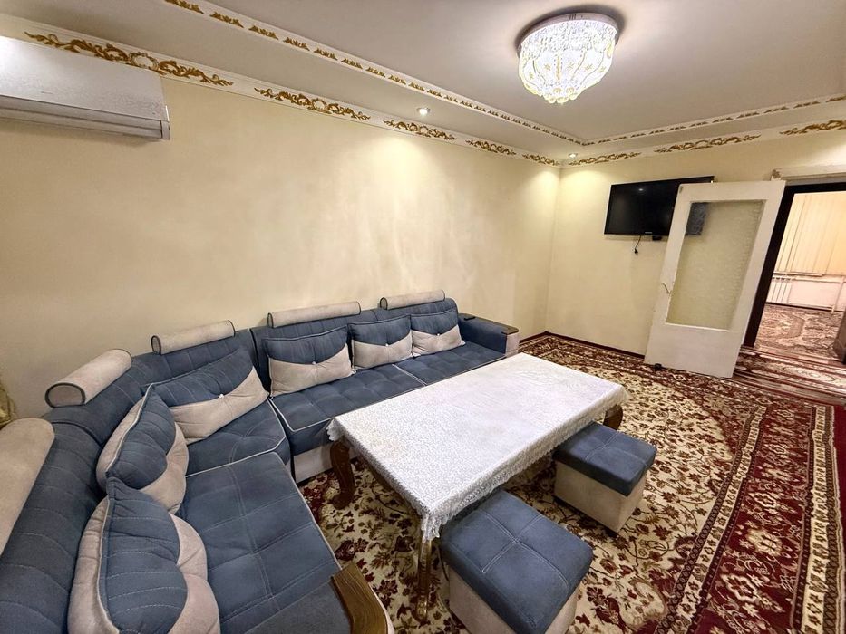 Срочно продаётся 4х ком квартира на 4-этаже Мархабо