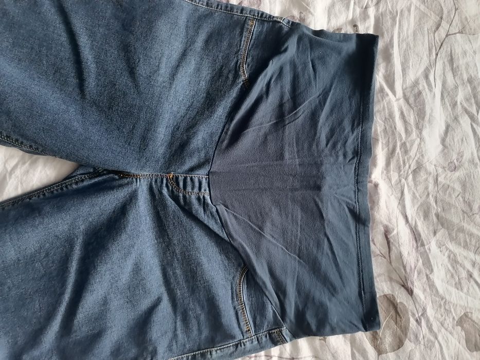 Дънки за бременни