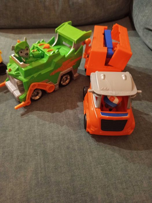 Камион на paw patrol