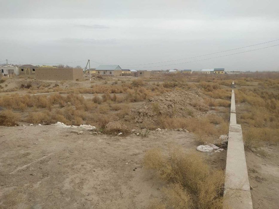 Хива туман Коракум МФЙда жами 1300 кв турар жой сотилади