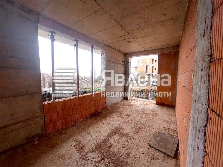 Тристаен апартамент в Крайморие с прекрасна голяма веранда! ТОП ЦЕНА!