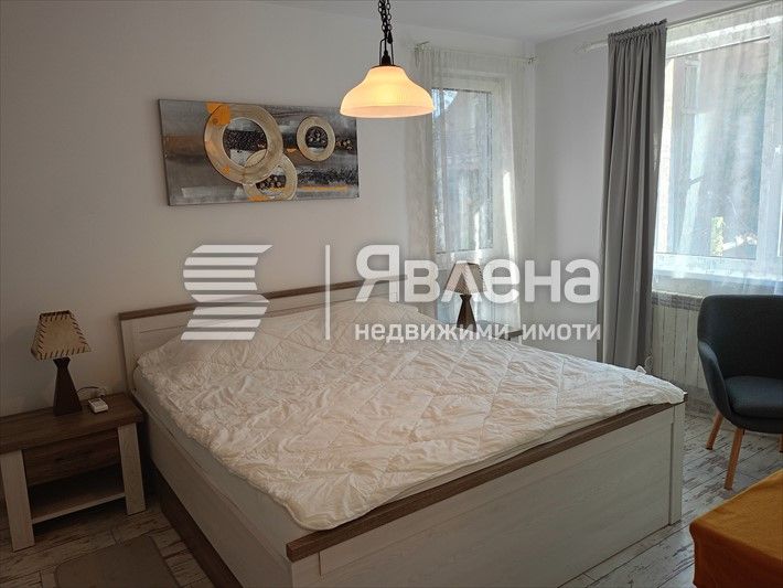 Дава се под наем Двустаен апартамент в София, Център - 75 кв.м за 650 € - Снимка #6