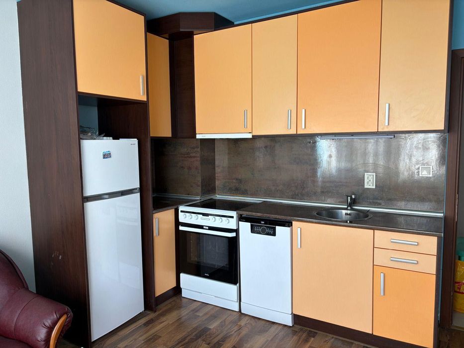 Тристаен апартамент под наем в ж.к. Люлин 3, 2219823