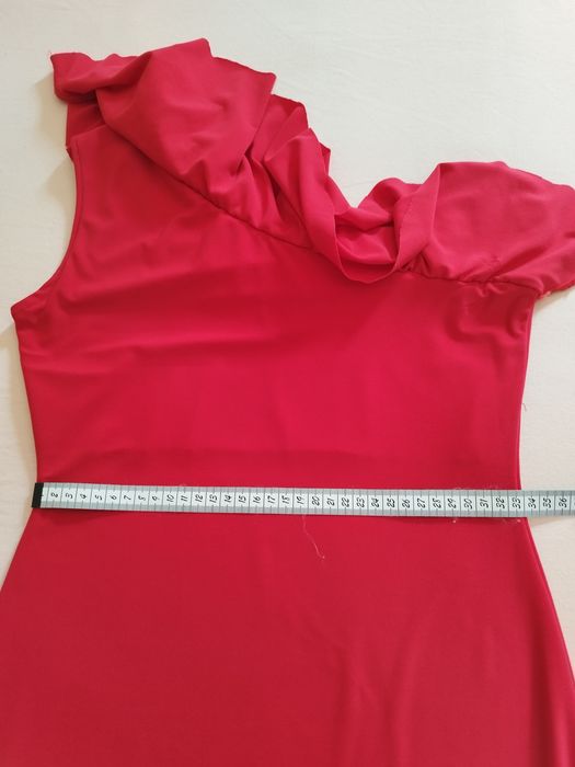 Rochie roșie mărimea M