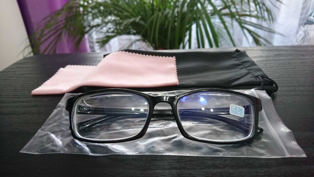 Ochelari vedere pentru distanță - MIOPIE - cu protecție TV,tabletă, PC