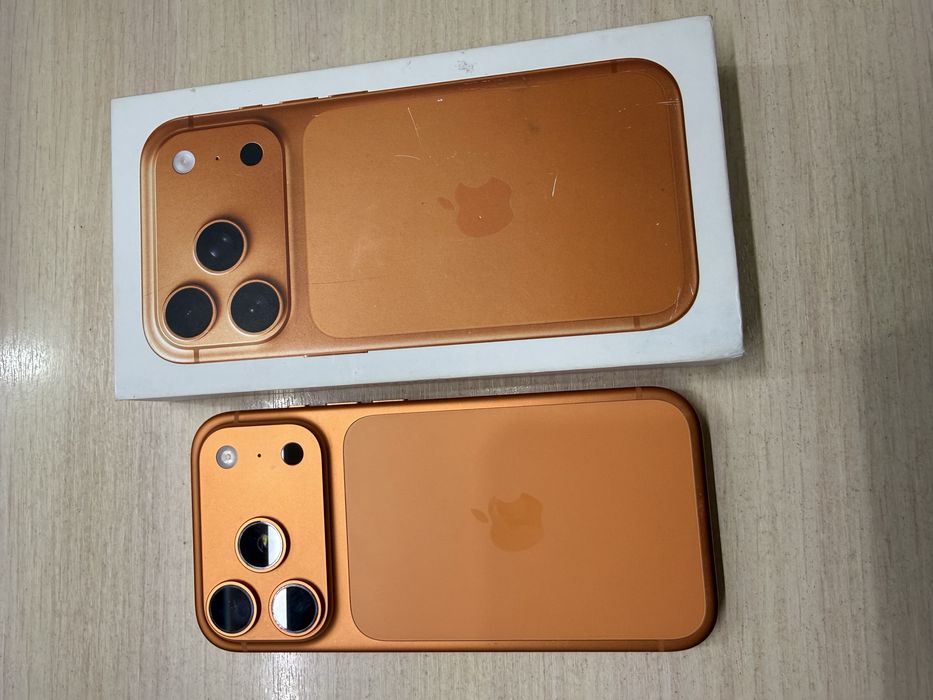 17 pro Esim 256GB 100%