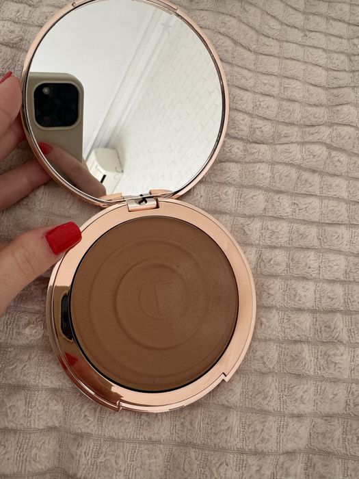 Charlotte Tilbury кремообразен бронзант