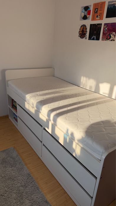 Pat de o persoana Ikea si saltea