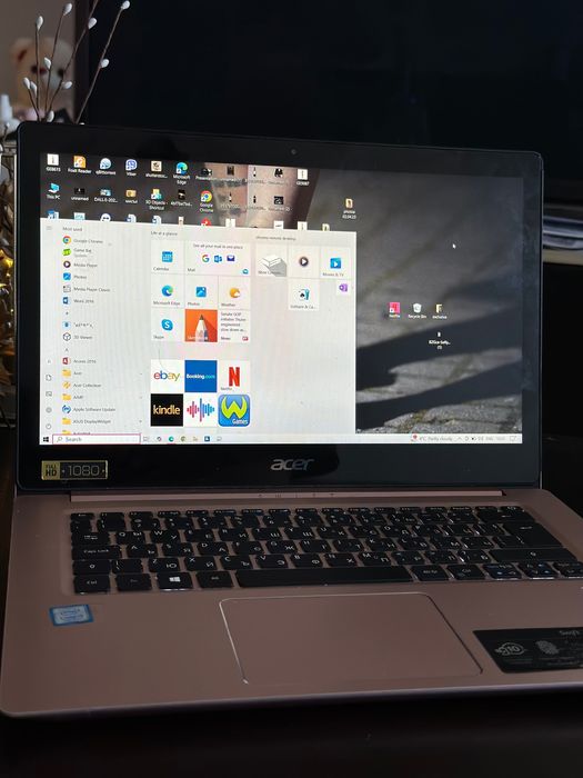 Лаптоп Acer Swift 3 - rose gold