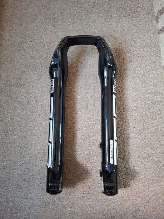 Lower Furcă Rockshox Zeb Ultimate Charger 3 ( Megre pentru orice zeb )