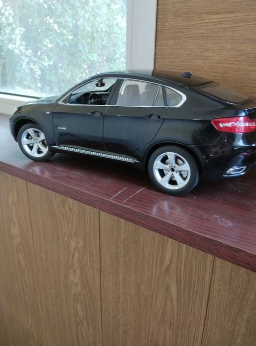 Две машинки бу на радиоуправлении за обе 5000