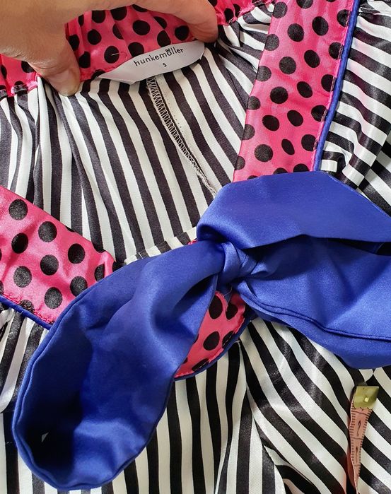 Pantaloni pijama satin Hunkemöller S dungi alb negru buzunare funda lenjerie satin lounge