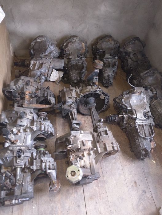 Двигателя, КПП, навесное из Европы.