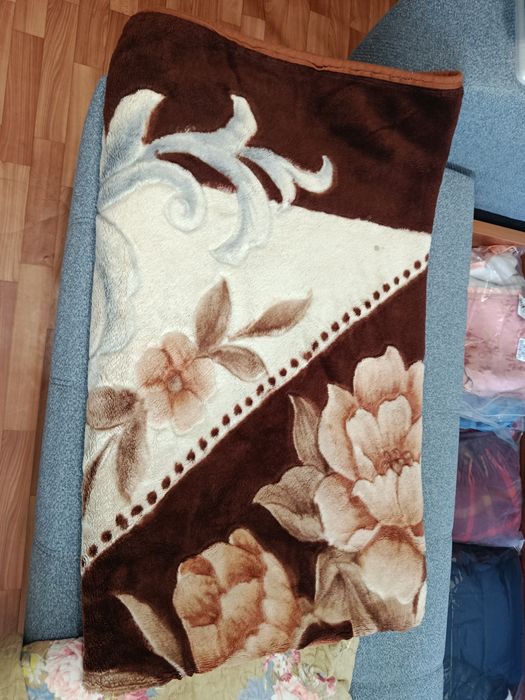 продам одьяло и пледы
