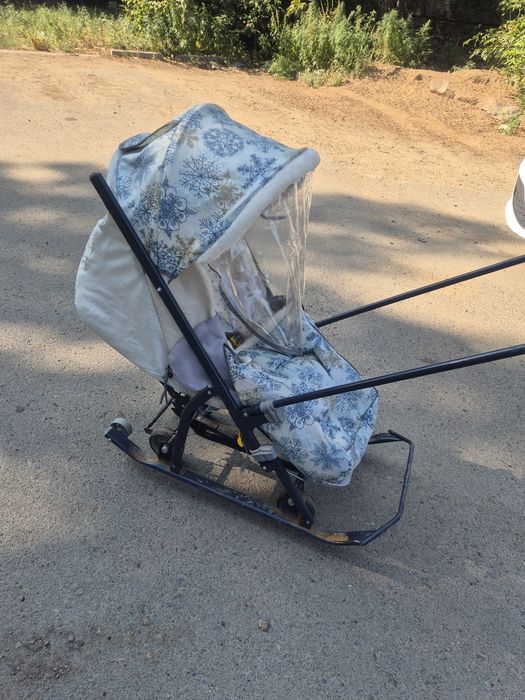 Продам зимние санки