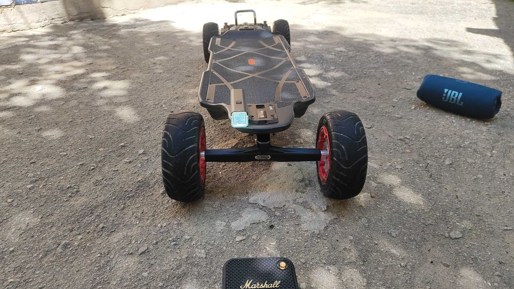 Крутой борд Meepo Hurricane Vaider AT с приводом Geardrive