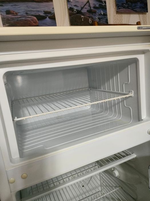 Продаётся холодильник Атлант