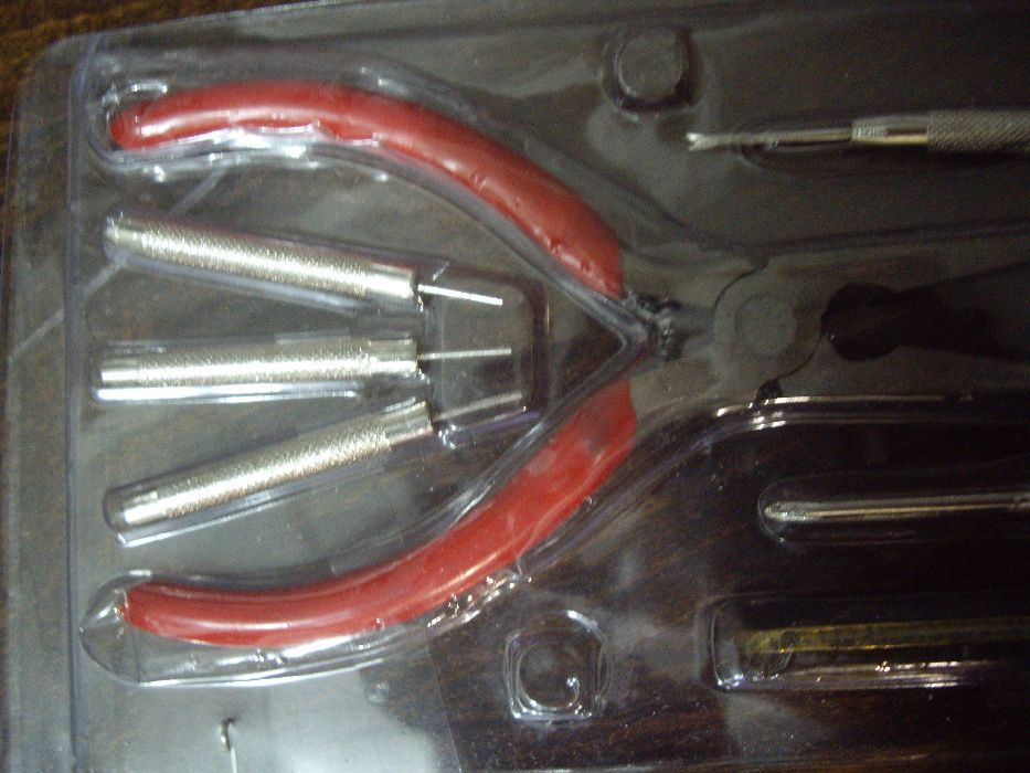 Часовникарски инструменти