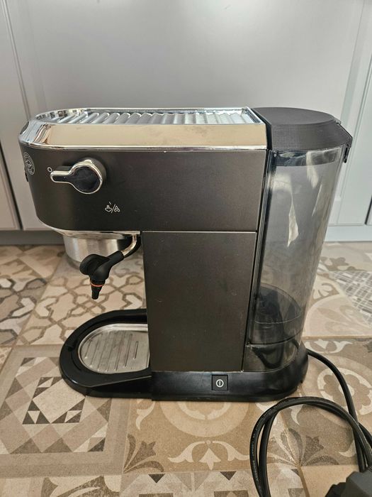 Кафемашина Delonghi Dedica Делонги Дедика