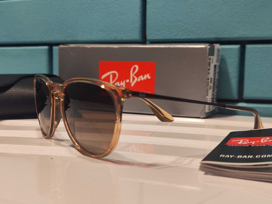 Ray-Ban RB4171 Erika слънчеви очила 54