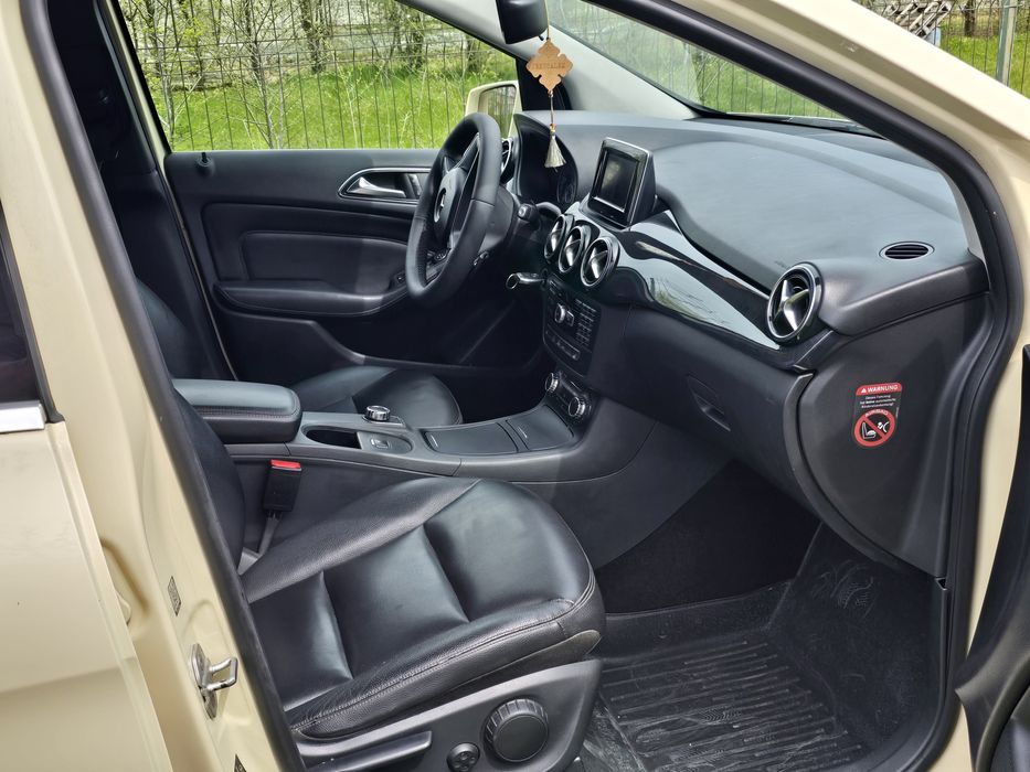 Mercedes B200 2014 Benzina+Gaz de fabrica, Euro 6