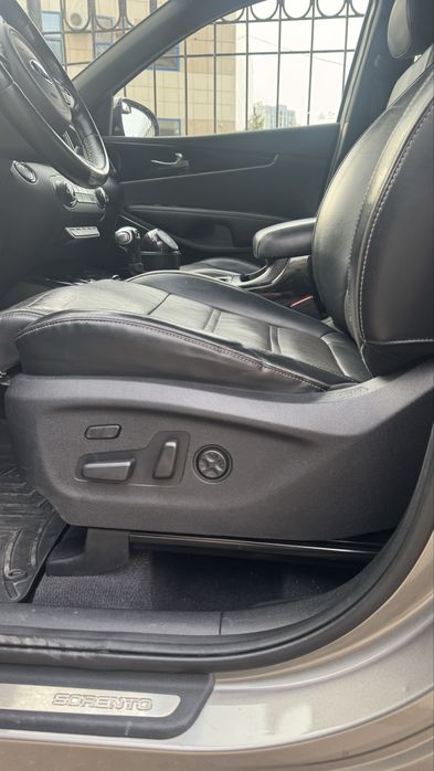 KIA SORENTO в полной комплектации