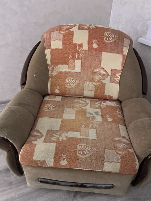 Продам диван и кресло