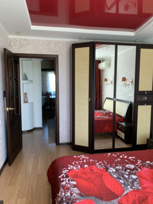 Продам  3-комн.кв, ул. пл., 8 мкр