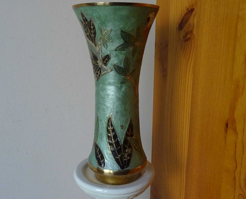 Винтидж комплект от ръчно рисувани масивни месингови съдове от Индия.