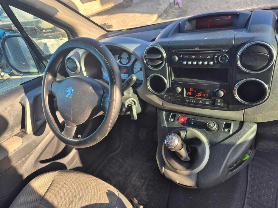 Peugeot Partner 1.6hdi 90hp на части (берлинго Berlingo партнер) 2009г