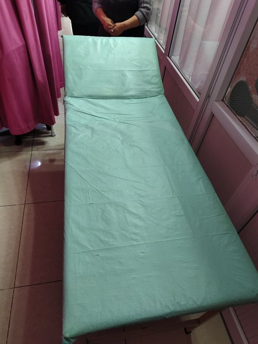 Кушетка для шугаринга