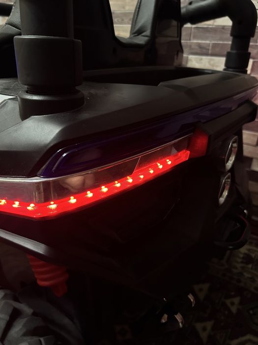 Детский электромобиль