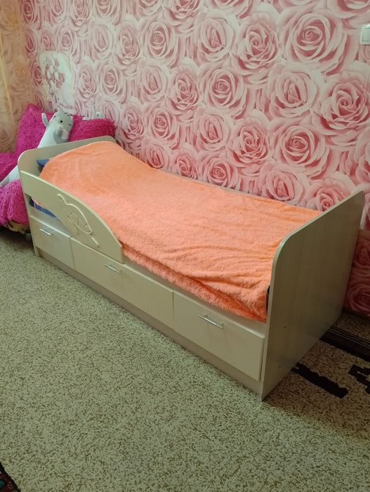 Продам КРОВАТЬ,!
