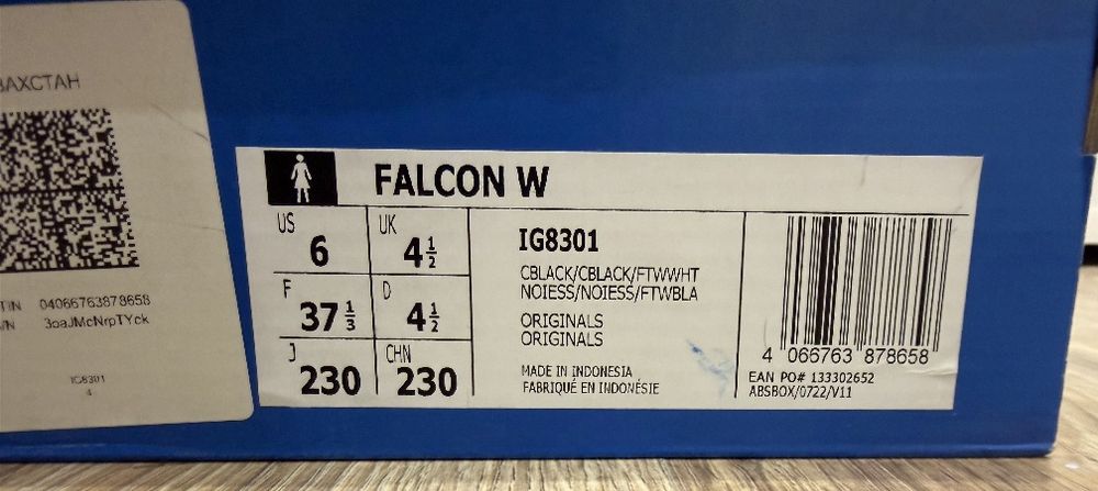 Кроссовки от adidas