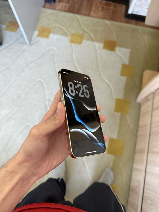 Айфон 12 про золотой
