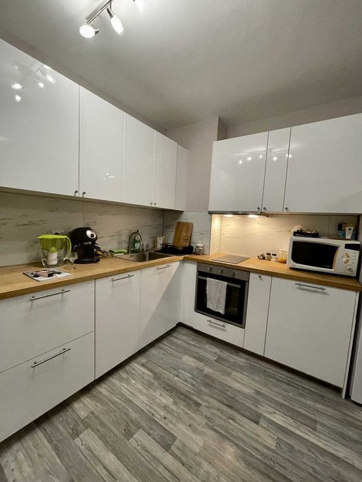 Дава се под наем Тристаен апартамент в София, Зона Б-19 - 100 кв.м за 850 € - Снимка #5