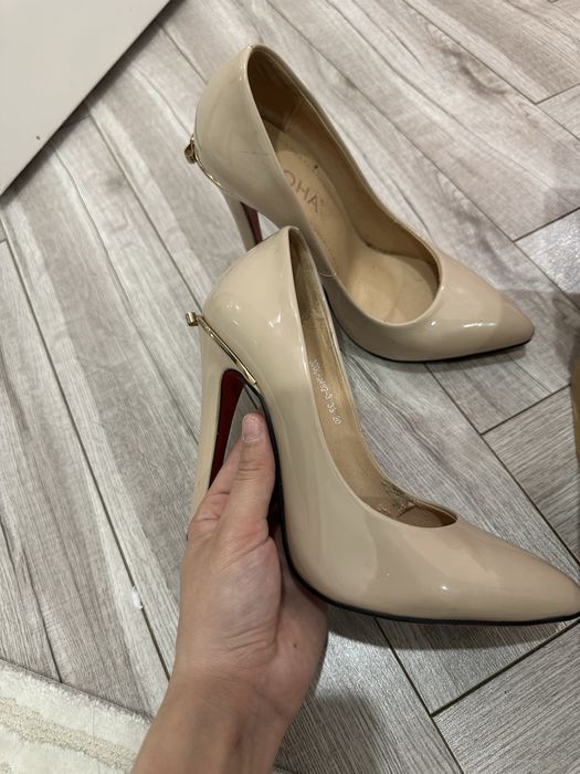 Туфли 33 размера отдам даром