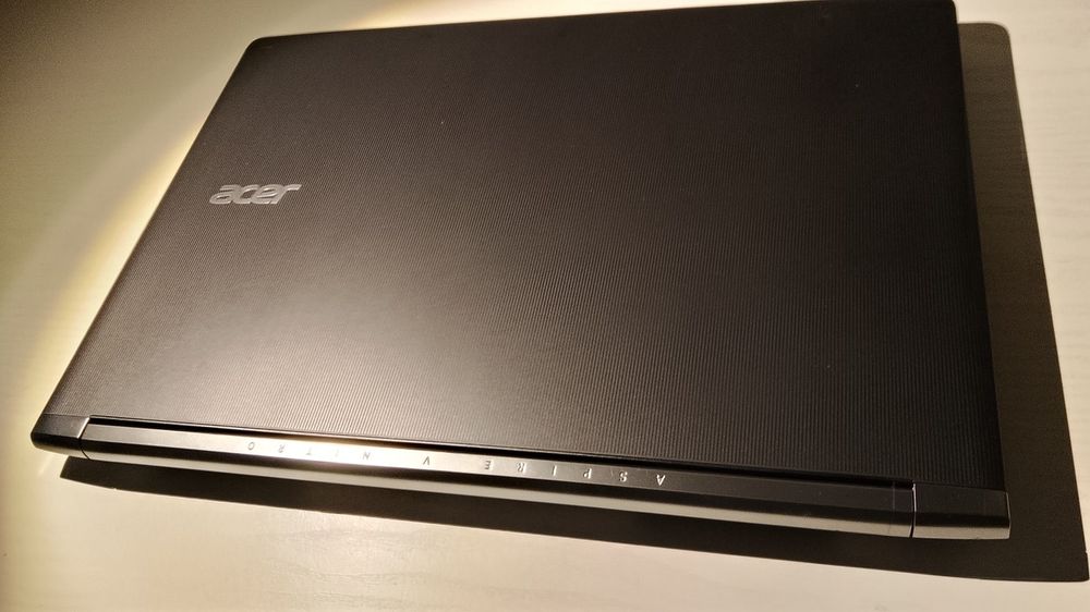 Геймърски 17" Acer Aspire V Nitro