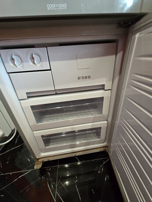 Хладилник Самсунг