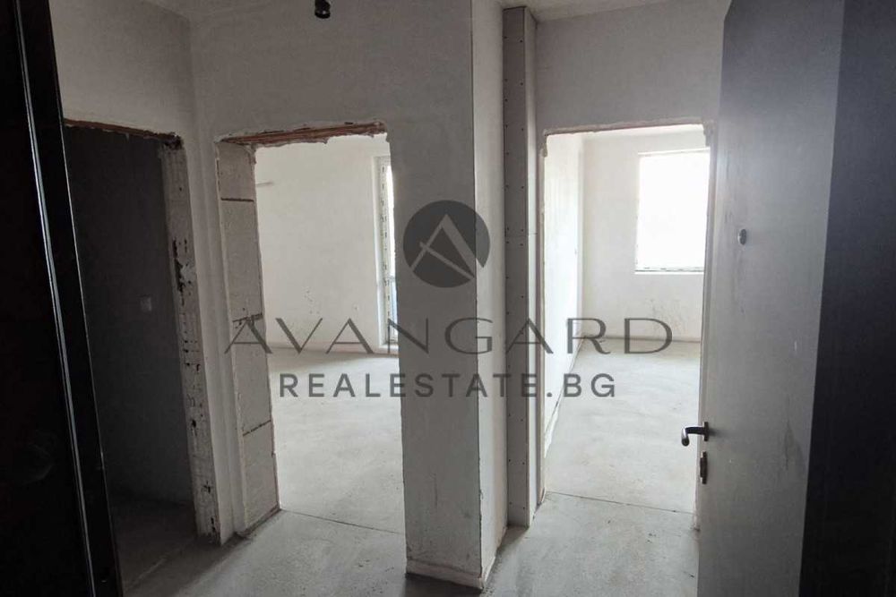 Продава се Двустаен апартамент в Пловдив, Остромила - 76 кв.м за 1284 €/кв.м - Снимка #6