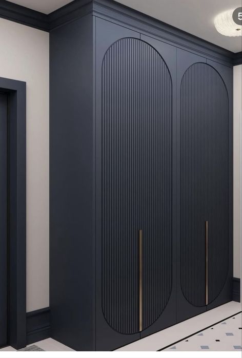 Кухня, шкаф, прихожая