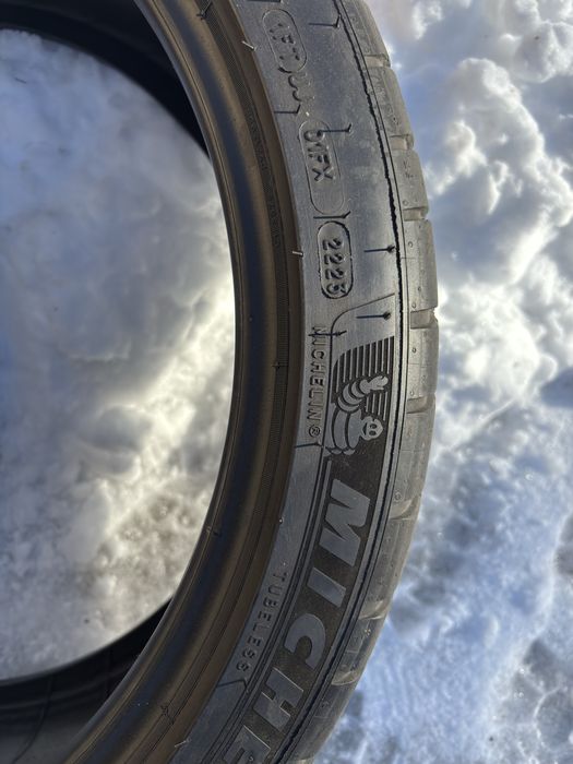 Cauciucuri vara 225 40 19…2buc Michelin 2buc Continental….DOT2023;2022