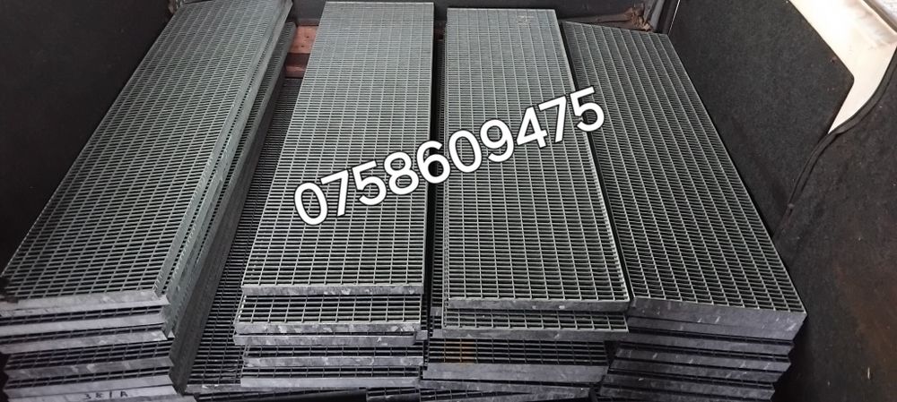 Trepte-grilaje zincate 80x23