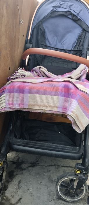 Детская коляска.