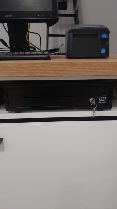 Система All in One за маркиране и настолна везна.